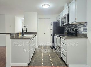 1001 W Casino Rd APT A306, Everett, WA 98204