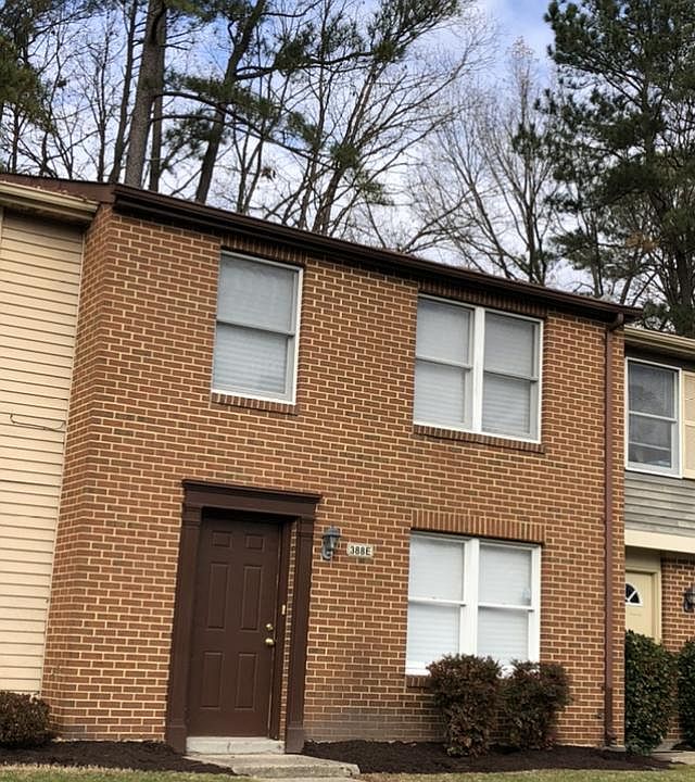 1st image of 388 Jury Ln Unit E