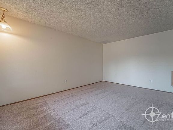 5th image of 2910 NE 86th Ave