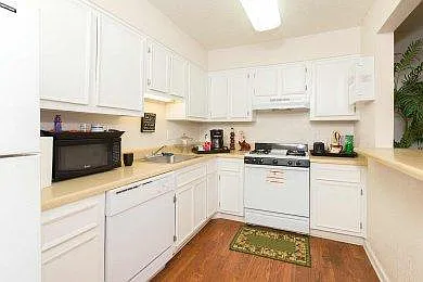 Sage Pointe — Photo 2