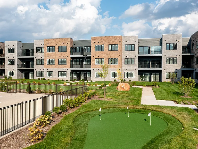 The Gem Apartments — Photo 10