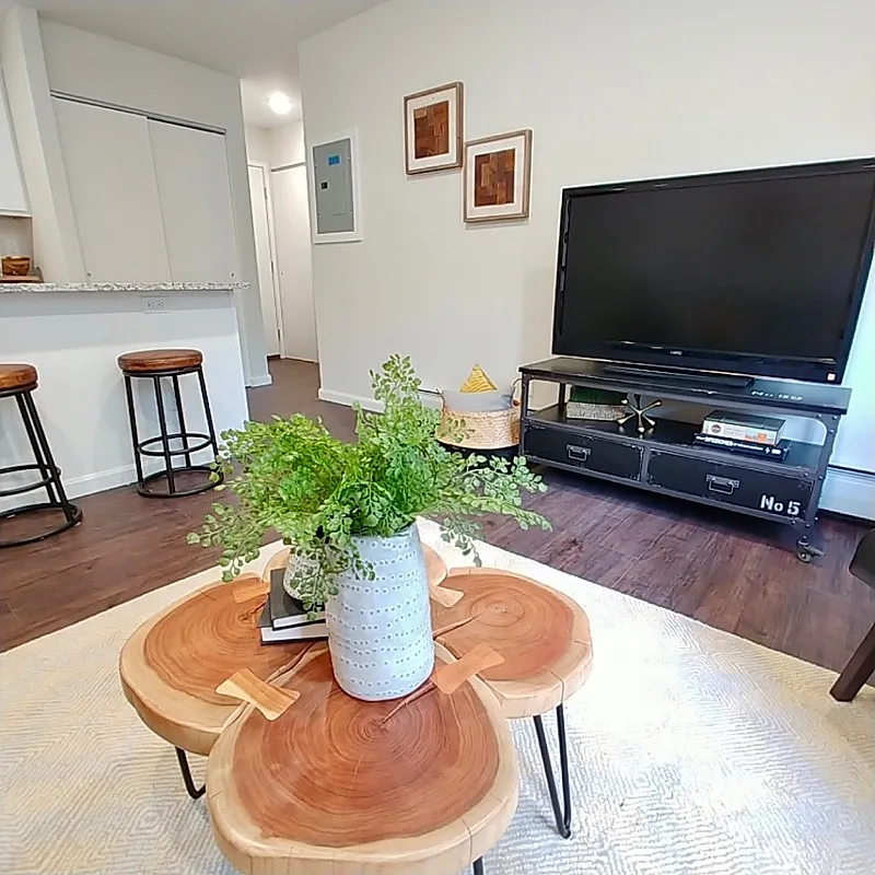 1 bed, 465 sqft, $900 — Photo 1