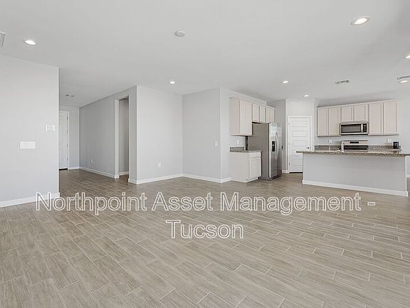 4th image of 8860 W Lady Banks Dr