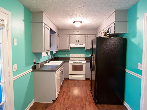 5th image of 1832 Winding Way Dr