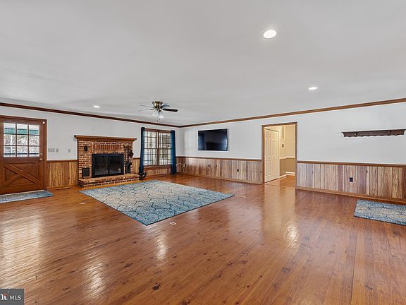4th image of 10403 Ni River Dr