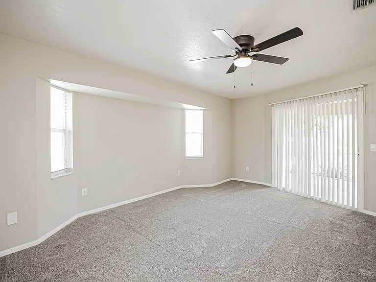 72 Long Meadow Ln — Photo 11
