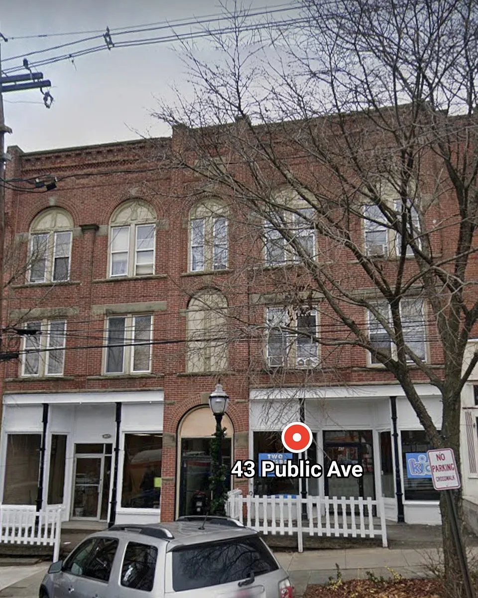 Photo 1 of 1 - 43 Public Ave #7 - Montrose, PA Primary Photo - 43 Public Ave #7