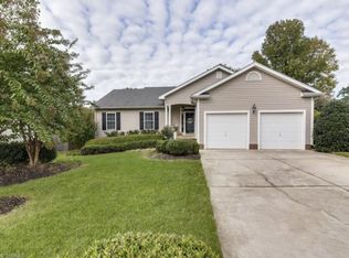 3802 Cranwell Ct, Greensboro, NC 27407