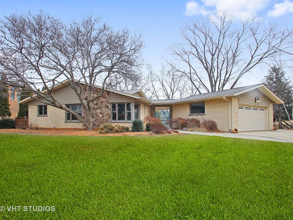 1st image of 255 Park Ln