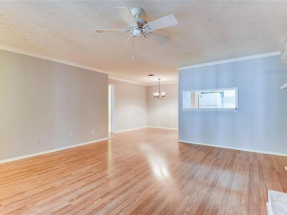 4th image of 1007 Summit North Dr NE #1007