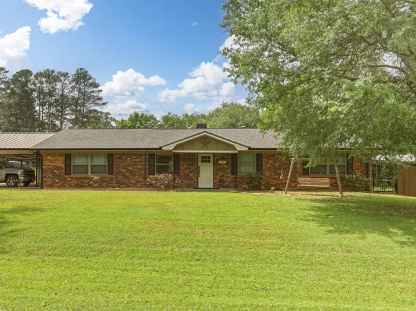 213 Walters St, Longview, TX 75603