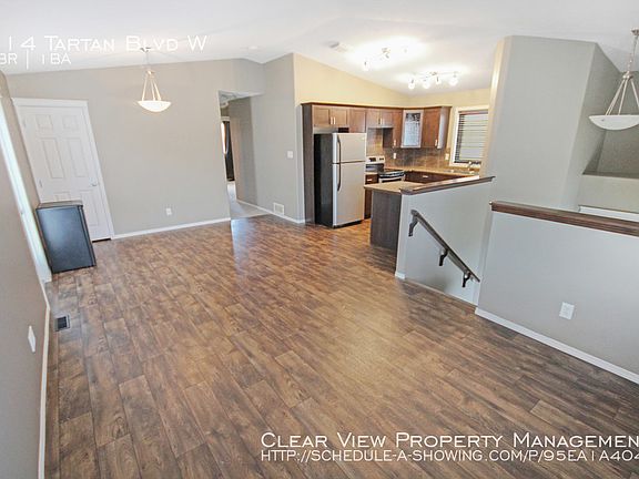 3rd image of 114 Tartan Blvd W