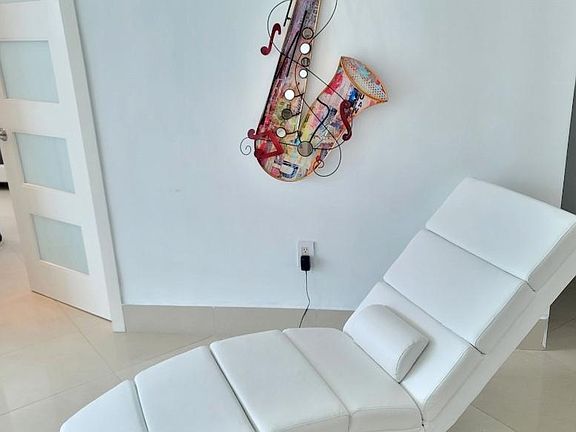 4th image of 7501 E Treasure Dr APT 7P
