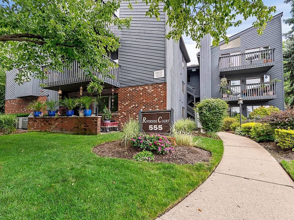 1st image of 555 Riverside Ave APT 12