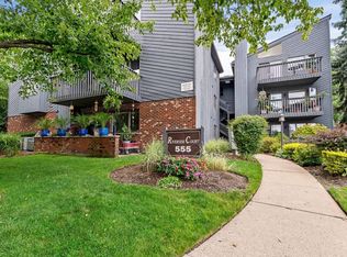 555 Riverside Ave APT 12, Rutherford, NJ 07070