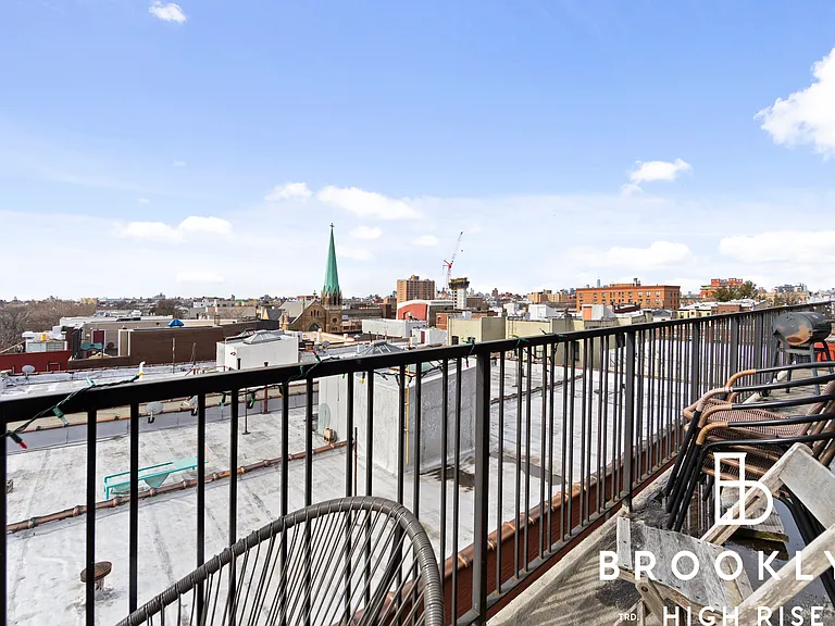 311 Woodbine St #4F — Photo 13