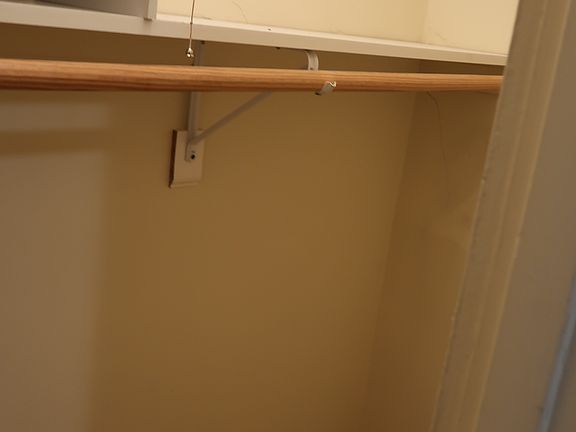 3rd image of 3948 N Lavergne Ave #2