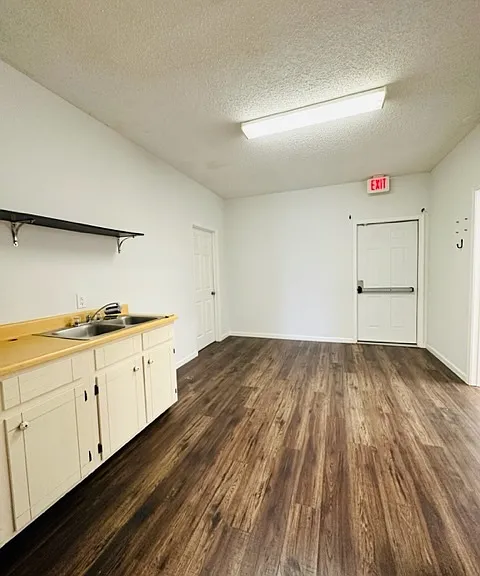 2729 E Nettleton Ave #E — Photo 24