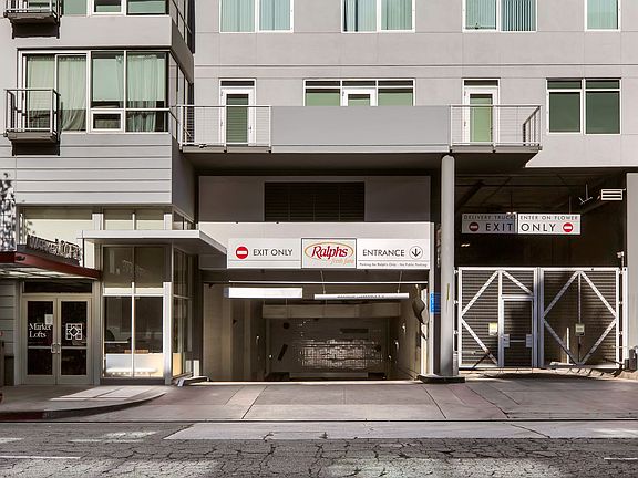 3rd image of 645 W 9th St APT 539