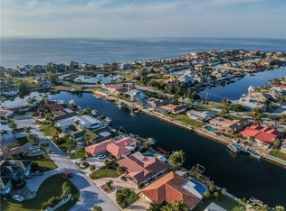 3243 Seaway Dr, New Port Richey, FL 34652