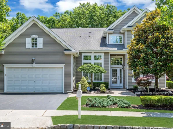 34 Portchester Dr, Jackson, NJ 08527