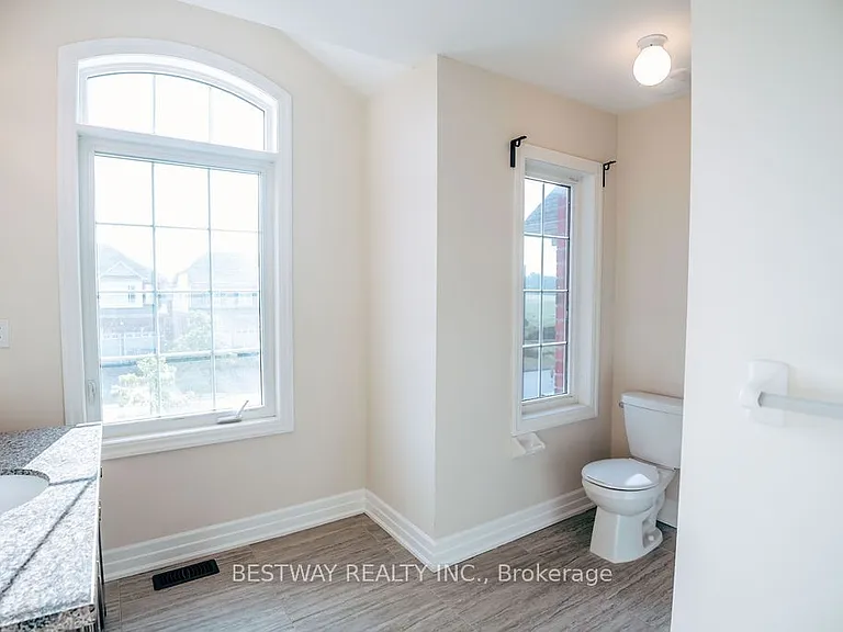 486 Greenwood Dr — Photo 46