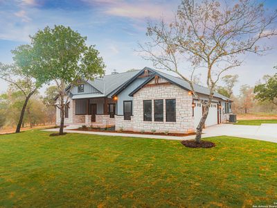 200 Crescent Ridge, Adkins, TX, 78101