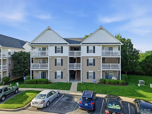 2nd image of 9744 Bexley Station Dr #8F