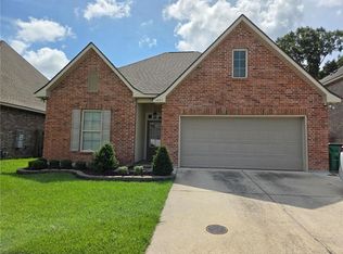1081 Burgess Dr, Marrero, LA 70072