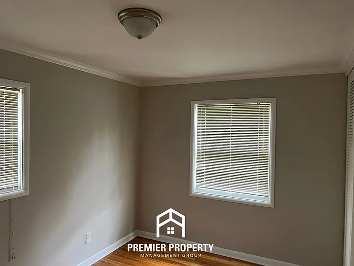 3218 Joslin St SW — Photo 13
