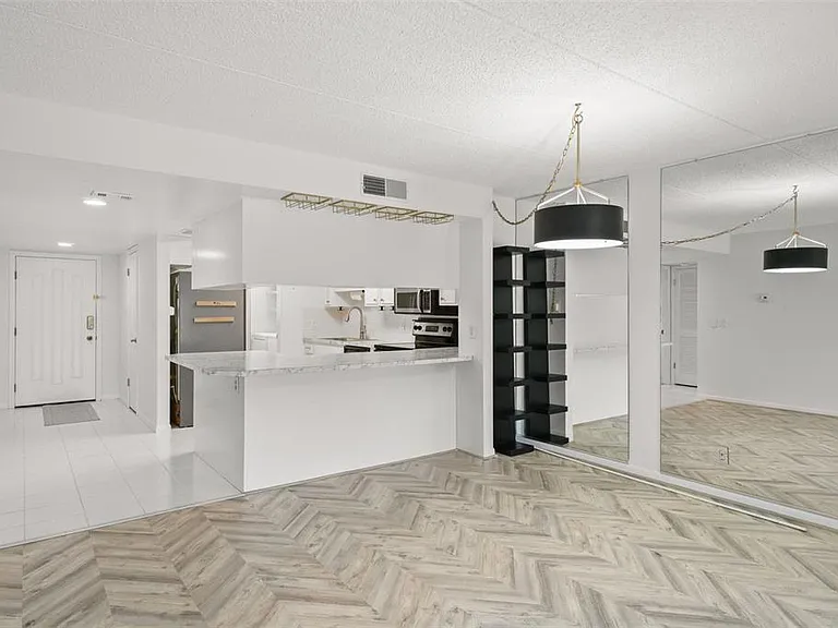 1200 Tarpon Woods Blvd #Q4 — Photo 13