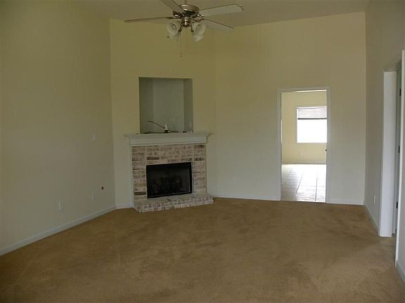 9179 Karen Mill Ln, Shelby, TN 38016