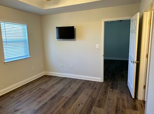 340 Vz County Road 3216 APT B, Edgewood, TX 75117