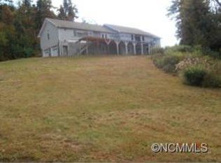 2649 Bobs Creek Rd, Zirconia, NC 28790