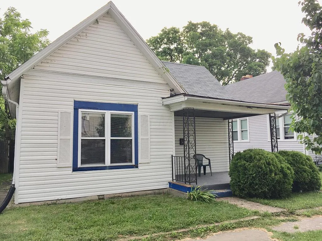 1412 Arlington Ave photo 1