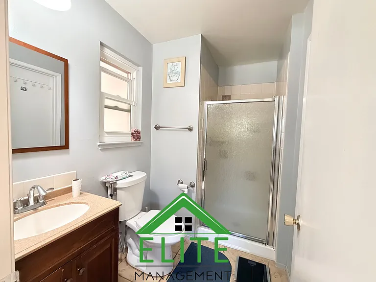 6701 Hillglen Way — Photo 6