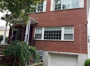 15-06 209th St #2, Bayside, NY 11360