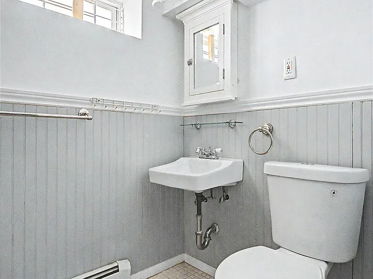 116 West Ave — Photo 14