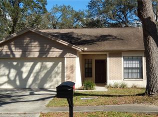 2544 Wrencrest Cir, Valrico, FL 33596