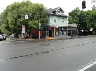 2039 SE Cesar E Chavez Blvd, Portland, OR 97214