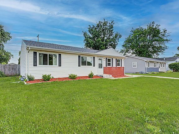 2nd image of 2353 Robinson Dr