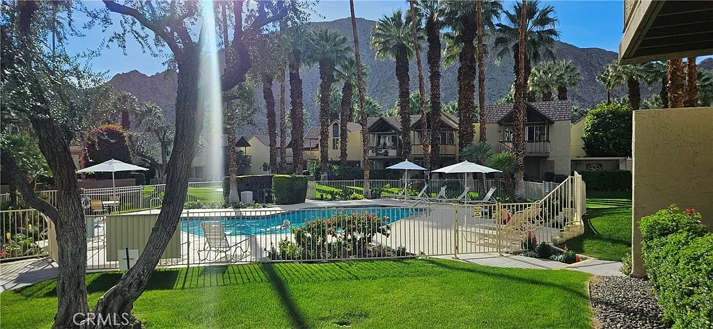 1 bed, 864 sqft, $3,000 — Photo 4