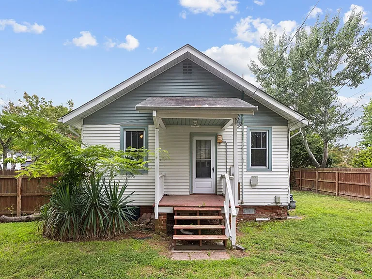 7 Willoughby Pl — Photo 24