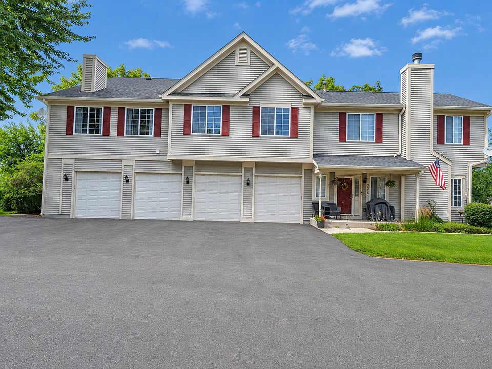 1st image of 302 Windsor Ct Unit D