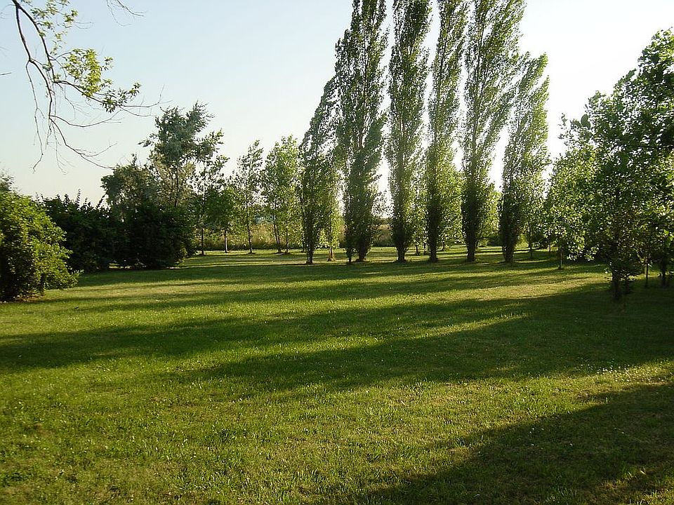 2nd image of W8975 W Osixteen Rd