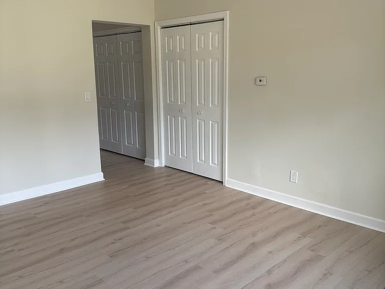 L/R Lower Level