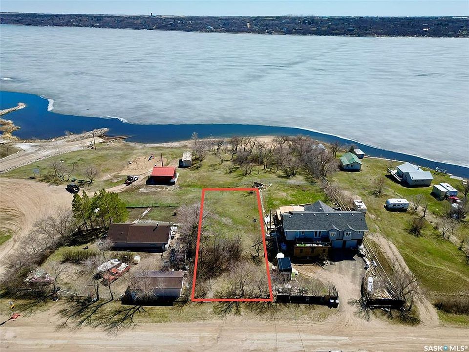 1st image of 1300 Willow AVENUE