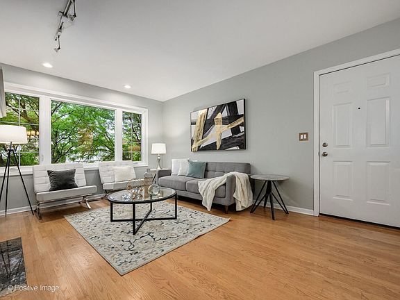 5th image of 1629 W Le Moyne St #2W