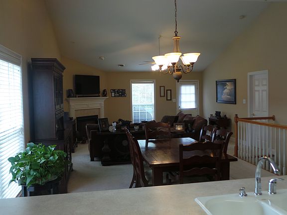 5th image of 1524 Teton Ln