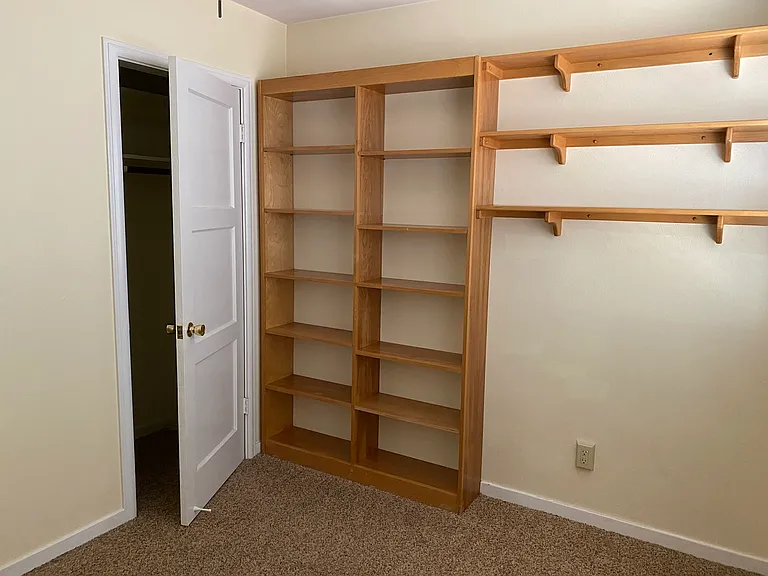 239 Santa Lucia Dr — Photo 9